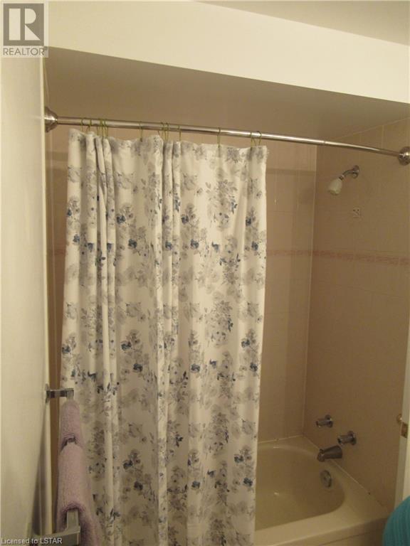 Listing 40327296 - Large Photo # 34