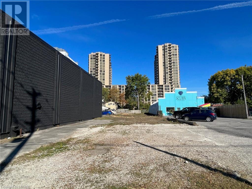Listing 40327951 - Large Photo # 2