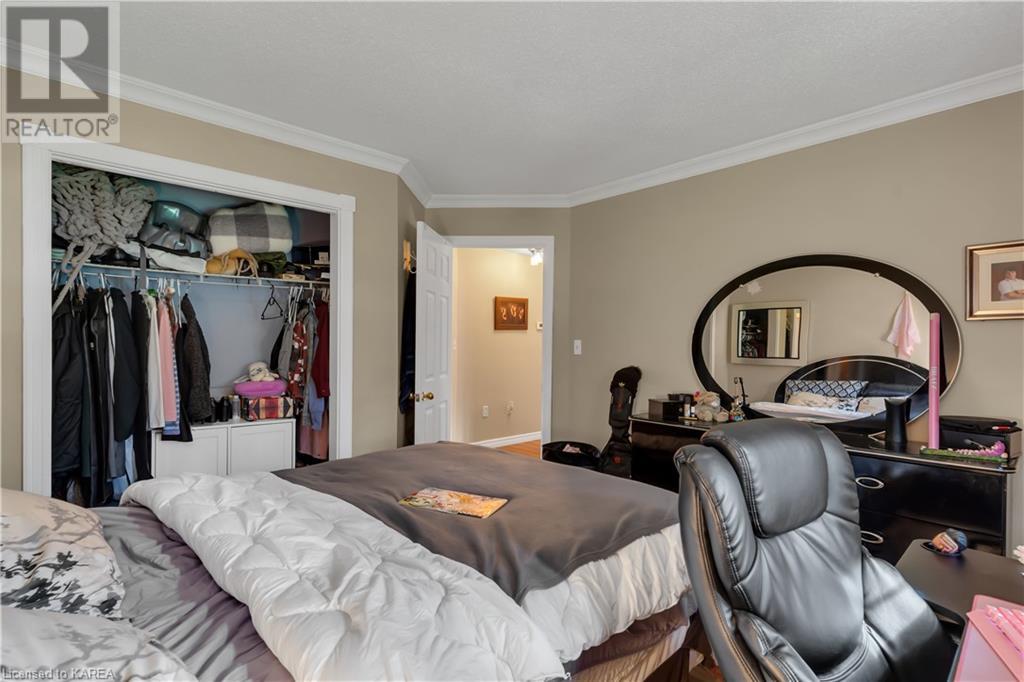 Listing 40331993 - Large Photo # 18