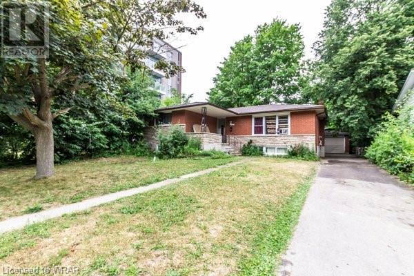 56 CARDILL Crescent, Waterloo