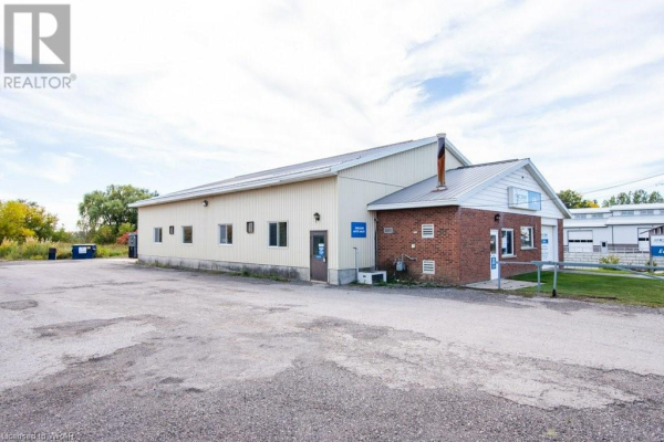 111 ARNOLD Street, New Hamburg