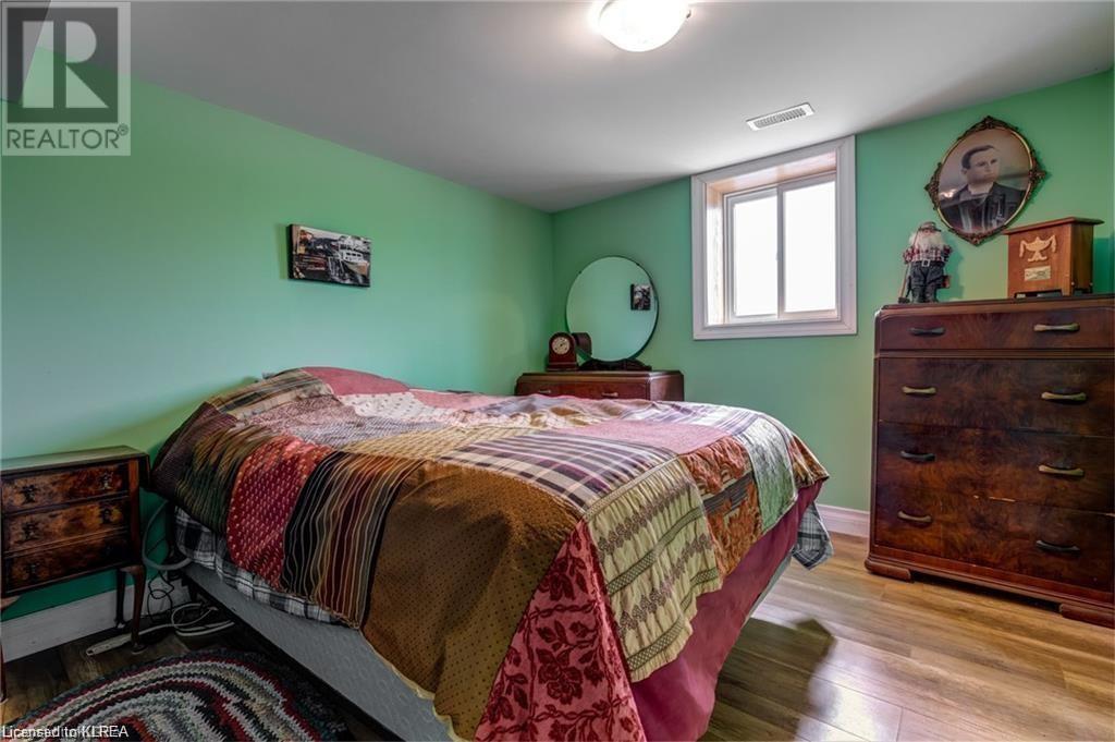 Listing 40333398 - Large Photo # 33