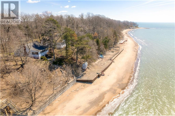 10275 CRESCENT HEIGHTS, Wainfleet