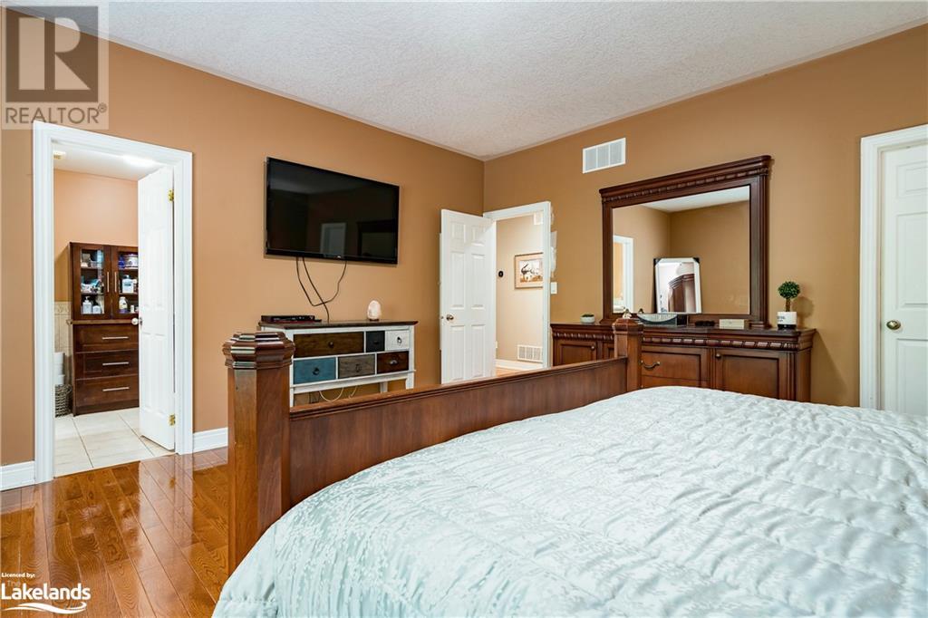 Listing 40333846 - Large Photo # 13