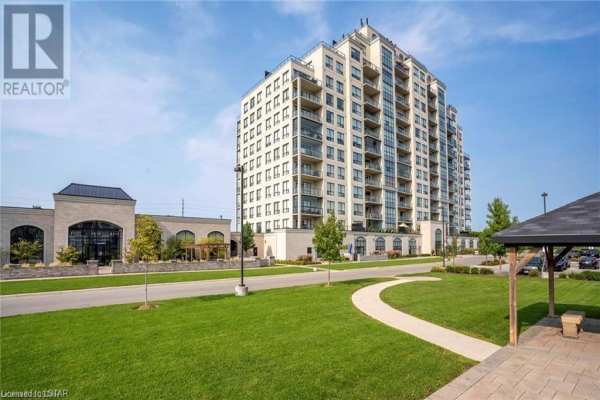 240 VILLAGEWALK Boulevard Unit# 303, London