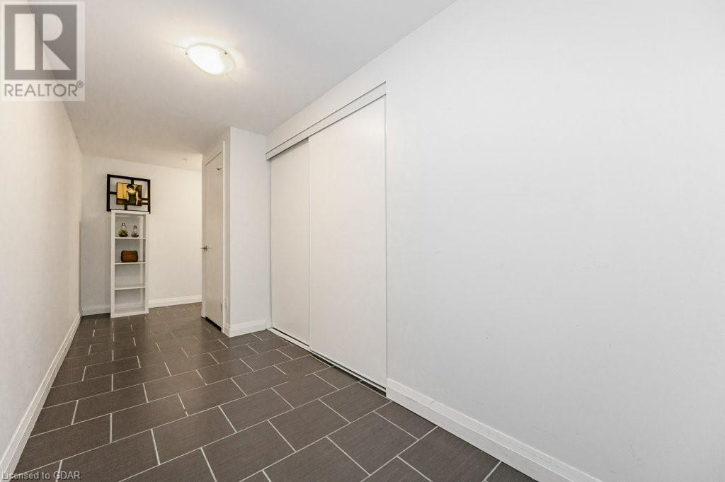 Listing 40338983 - Large Photo # 2