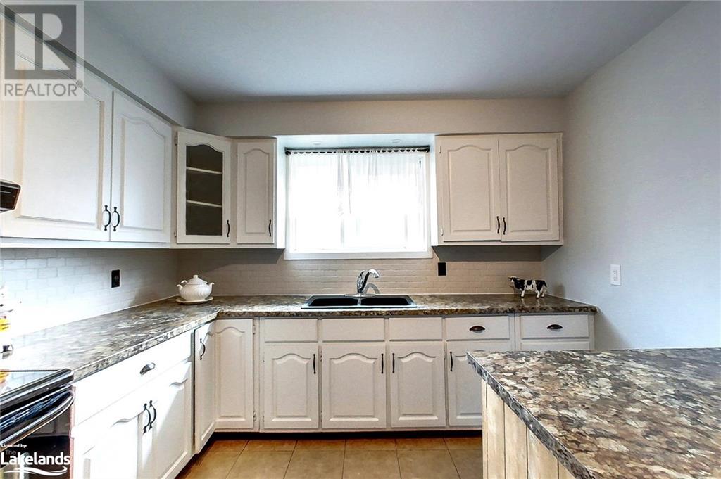Listing 40339719 - Large Photo # 2