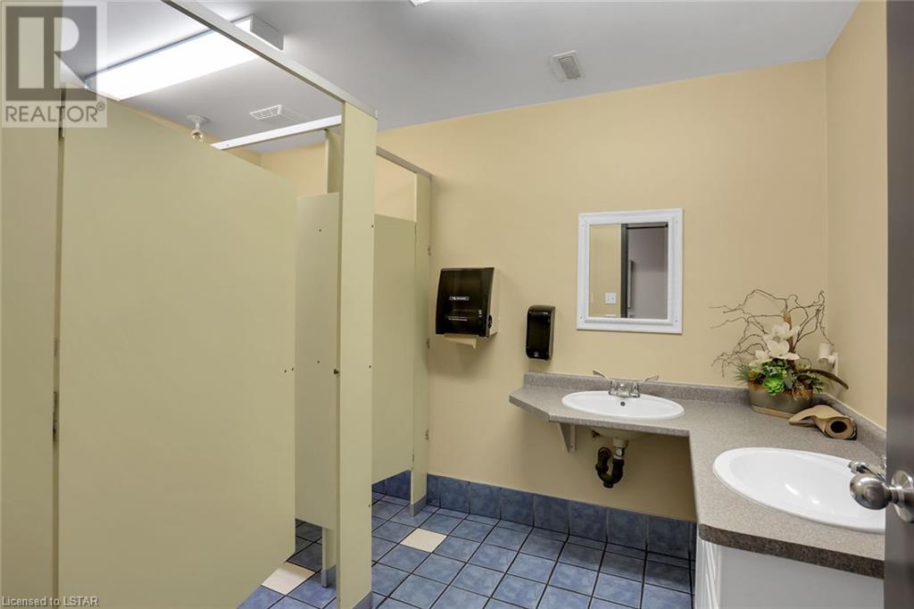 Listing 40341196 - Large Photo # 19