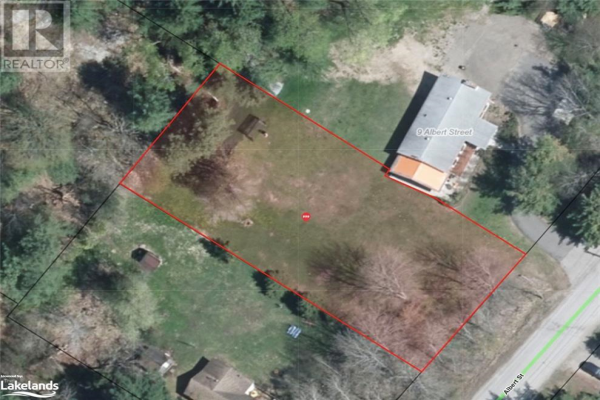 11 ALBERT Street, Parry Sound