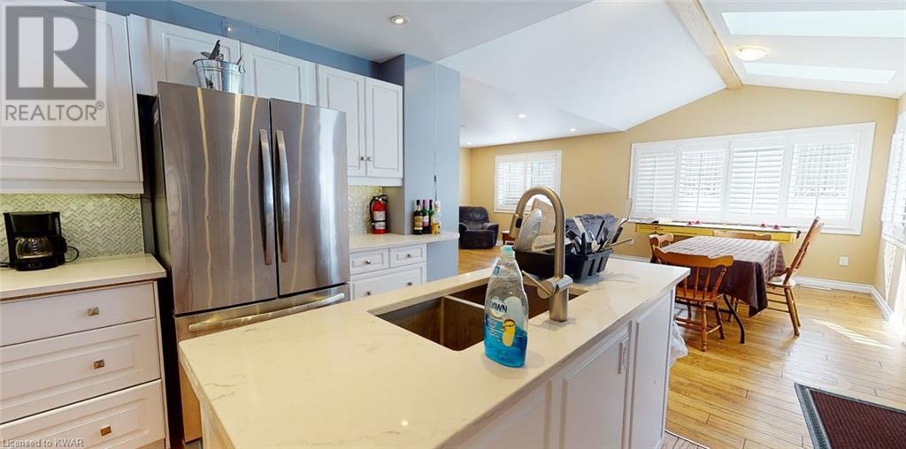 Listing 40342221 - Large Photo # 2
