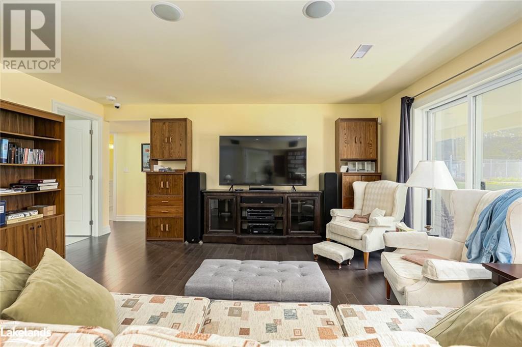 Listing 40343467 - Large Photo # 28