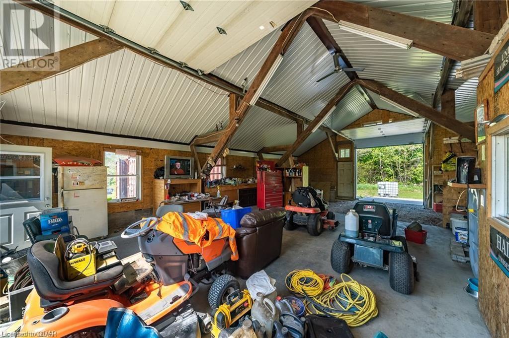 Listing 40344976 - Large Photo # 33
