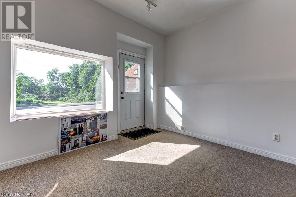 Listing 40345266 - Large Photo # 33