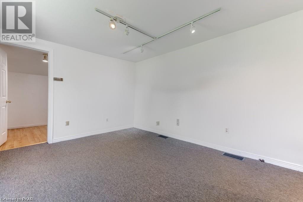 Listing 40345266 - Large Photo # 28