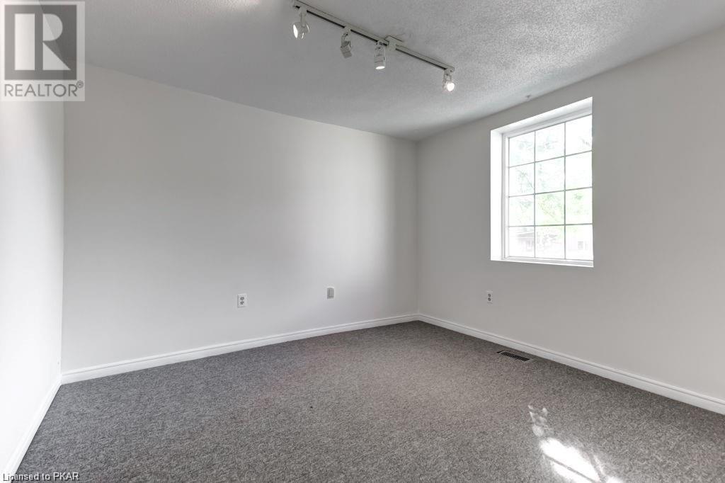 Listing 40345266 - Large Photo # 20