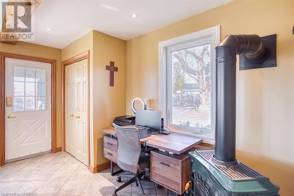 Listing 40345510 - Large Photo # 6