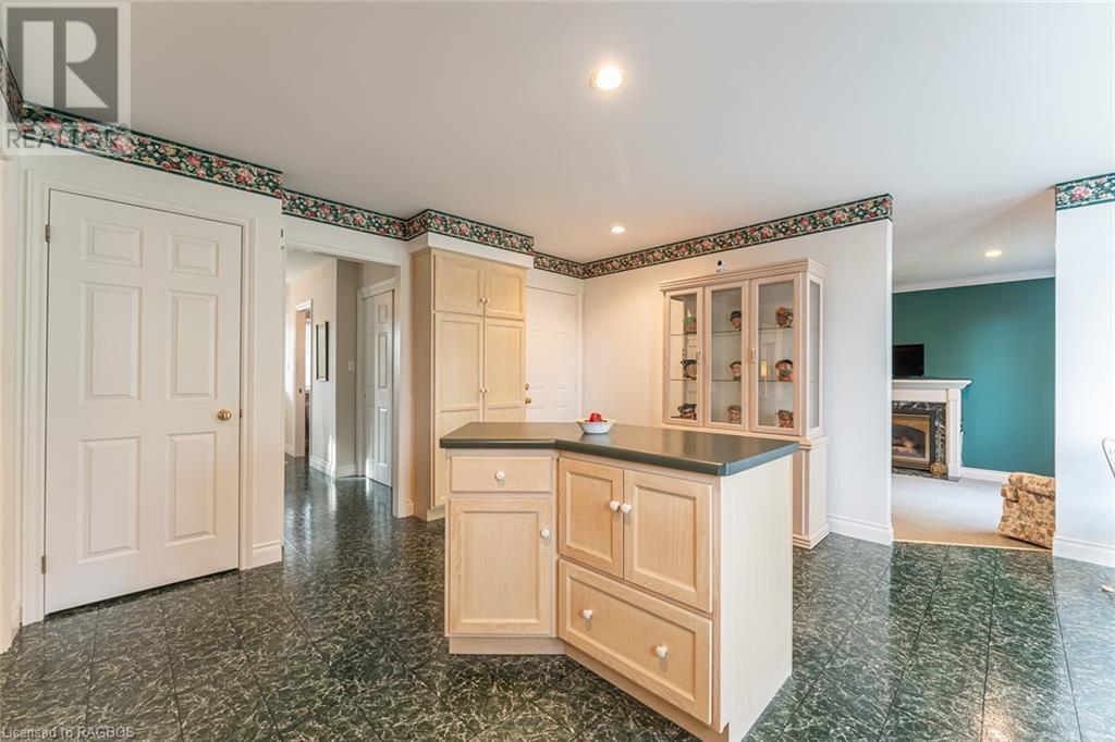 Listing 40345589 - Large Photo # 14