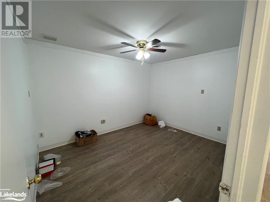 Listing 40345915 - Large Photo # 10
