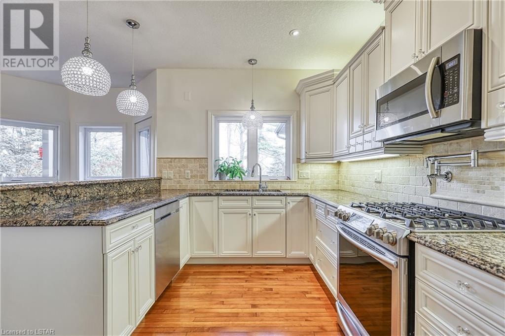 Listing 40348546 - Large Photo # 22