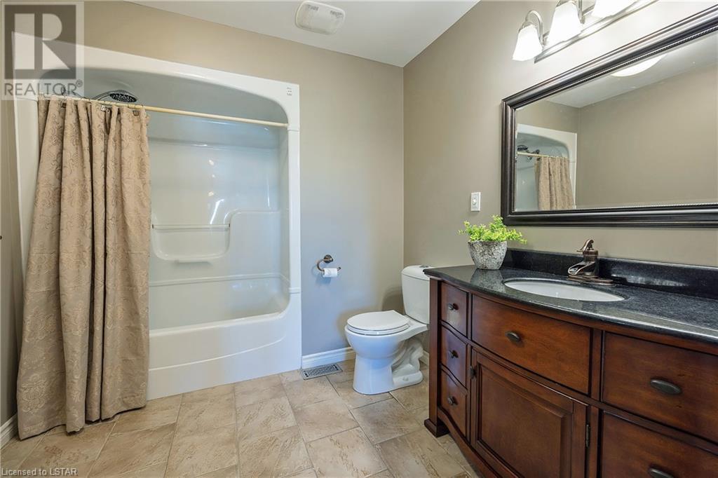 Listing 40349373 - Large Photo # 17