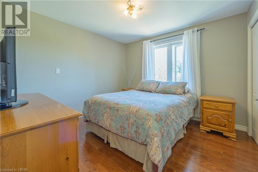 Listing 40349373 - Large Photo # 13