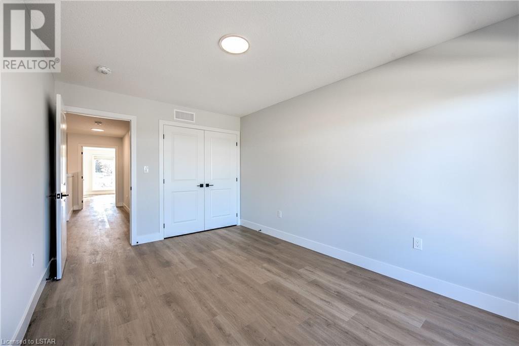 Listing 40349936 - Large Photo # 26