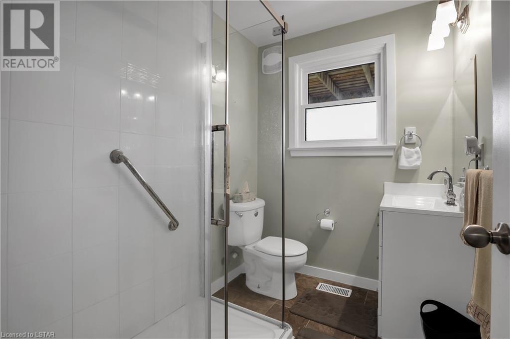 Listing 40350168 - Large Photo # 23