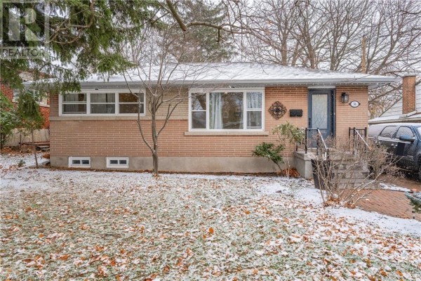 36 LINCOLN Crescent, Guelph