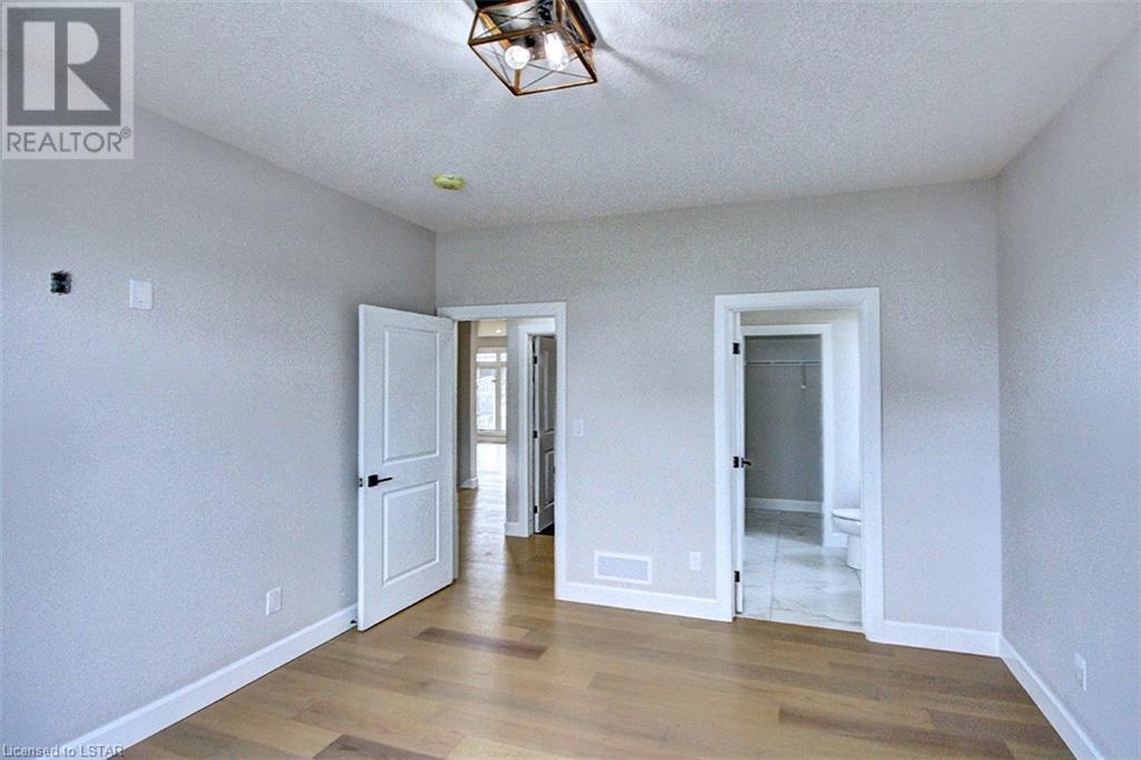 Listing 40350527 - Large Photo # 17