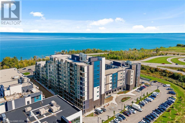 16 CONCORD Place Unit# 247, Grimsby