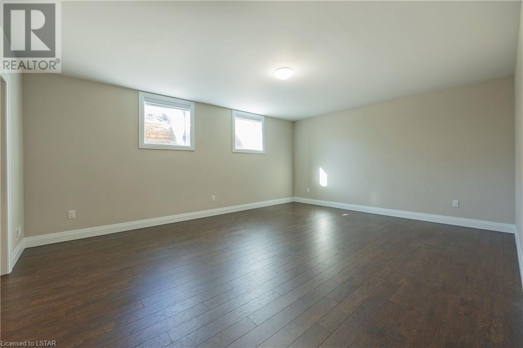 Listing 40350734 - Large Photo # 33