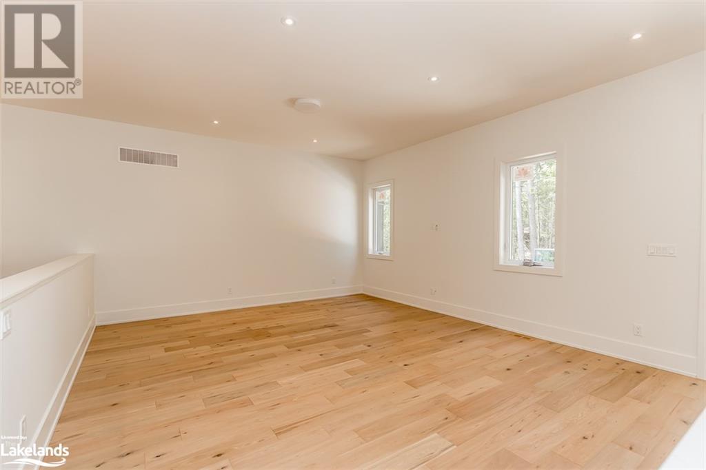 Listing 40352647 - Large Photo # 13