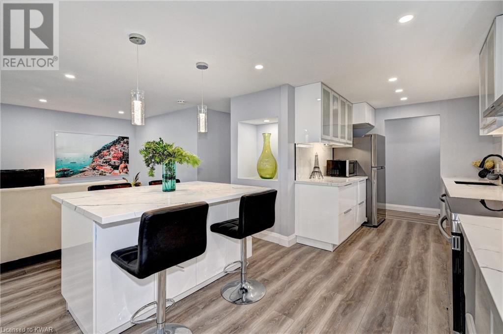 Listing 40353584 - Large Photo # 3