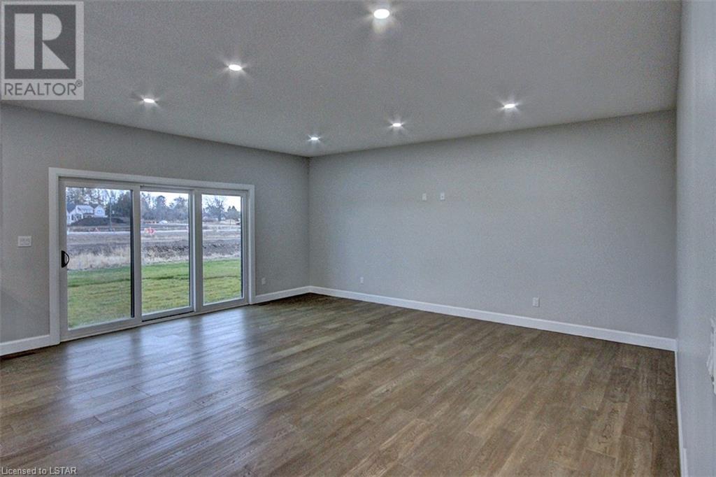 Listing 40353700 - Large Photo # 12