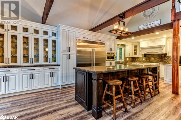 1718 OLD SECOND Road S, Springwater