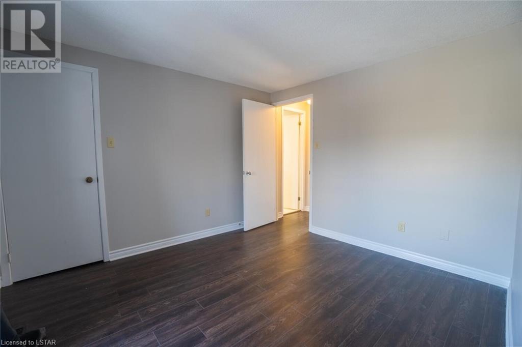 Listing 40354246 - Large Photo # 18