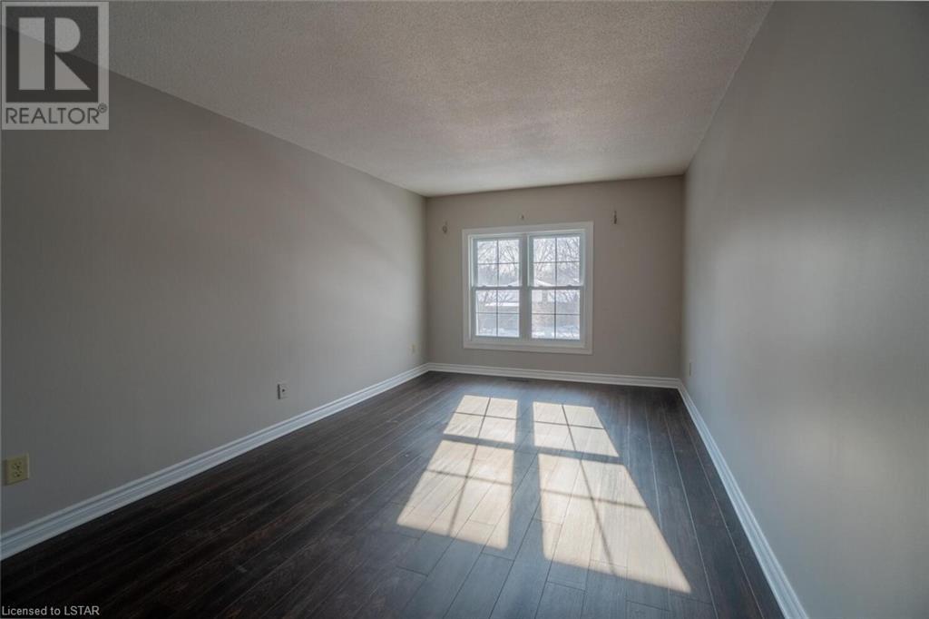 Listing 40354246 - Large Photo # 15