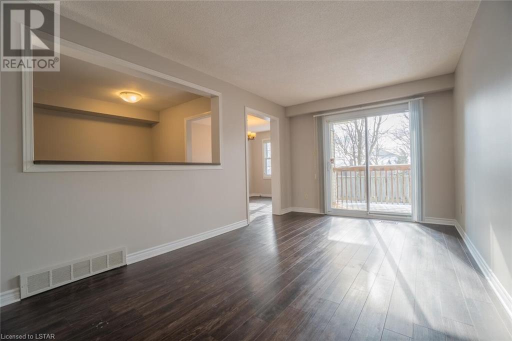 Listing 40354246 - Large Photo # 4