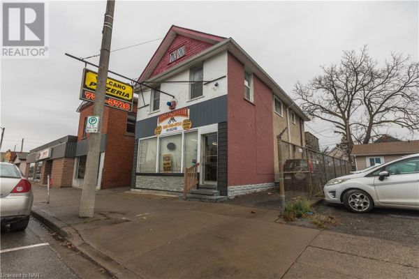 256 EAST MAIN Street, Welland
