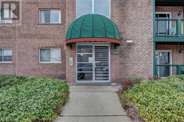 3085 KINGSWAY Drive Unit# 33, Kitchener