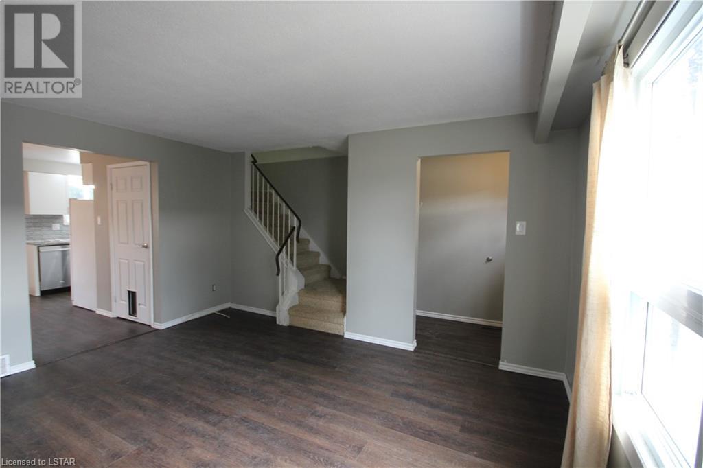 Listing 40354935 - Large Photo # 4