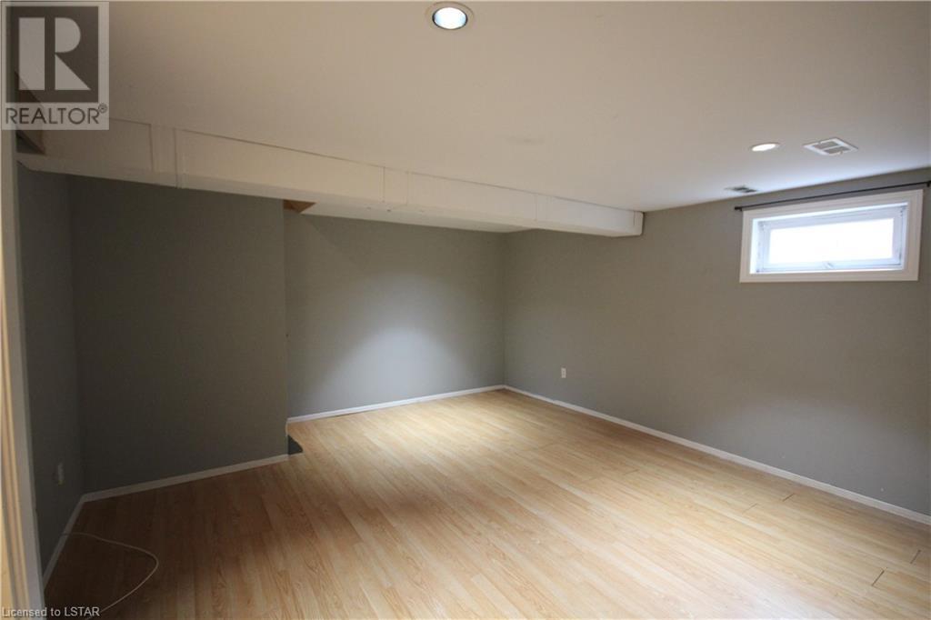 Listing 40354935 - Large Photo # 18