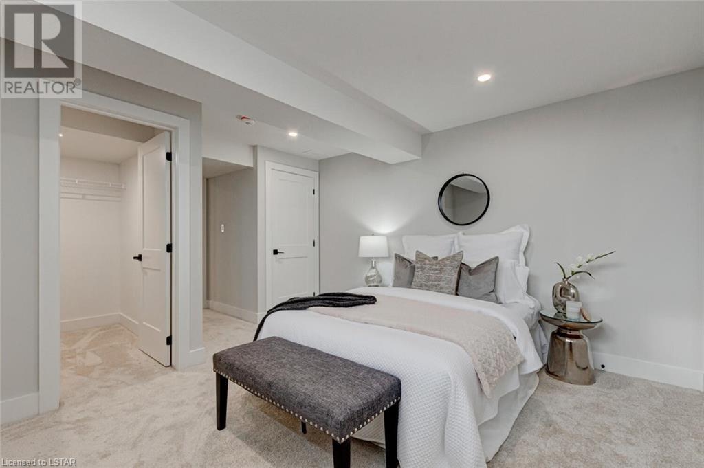 Listing 40355166 - Large Photo # 37