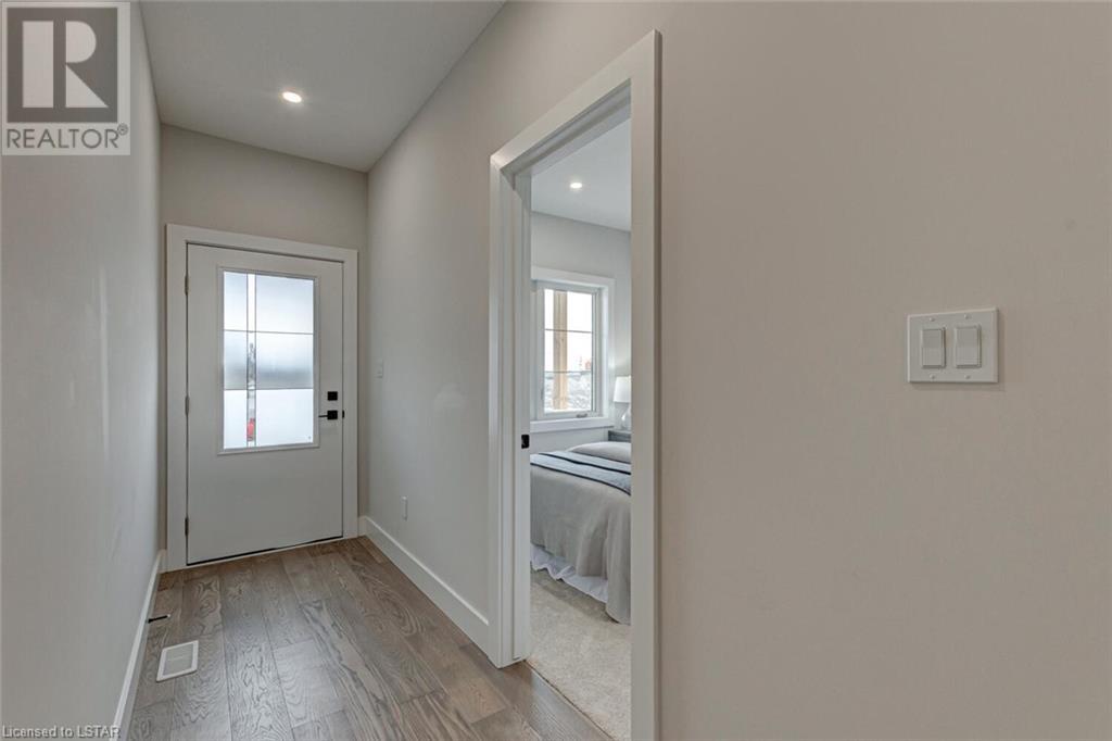 Listing 40355166 - Large Photo # 2