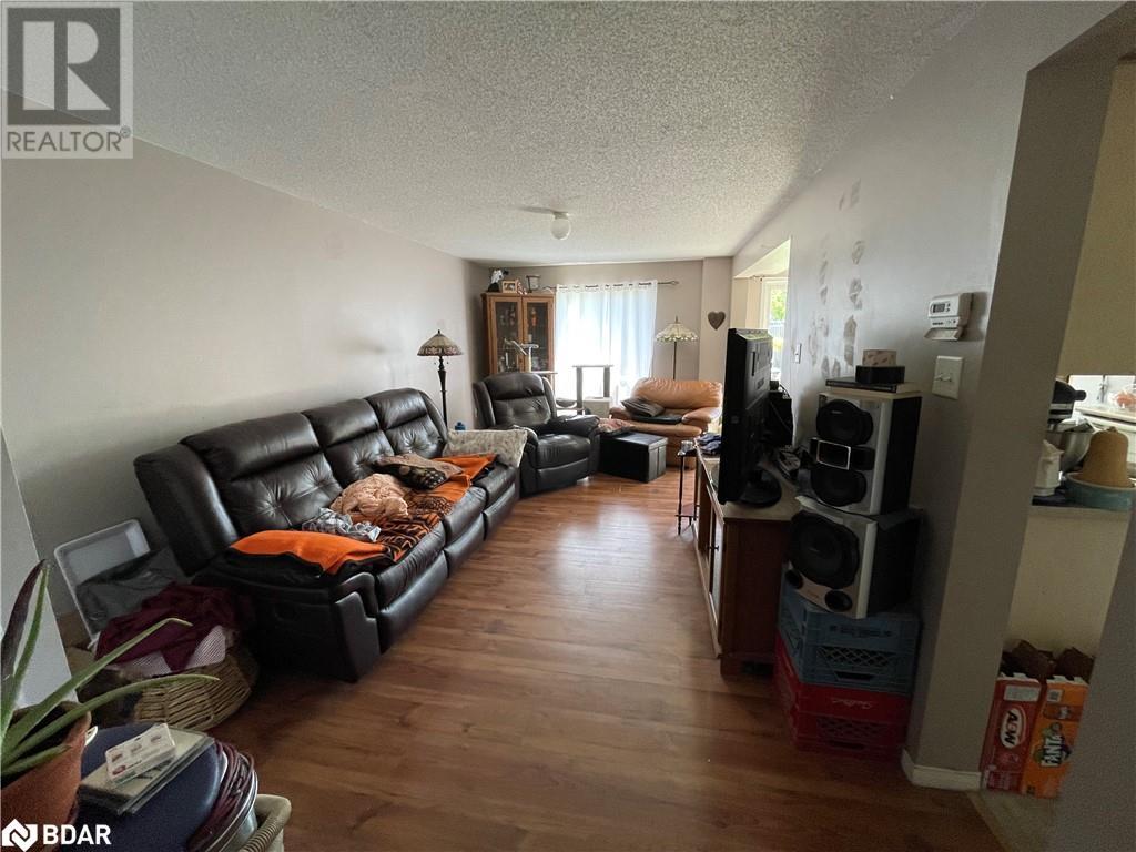 Listing 40355386 - Large Photo # 4