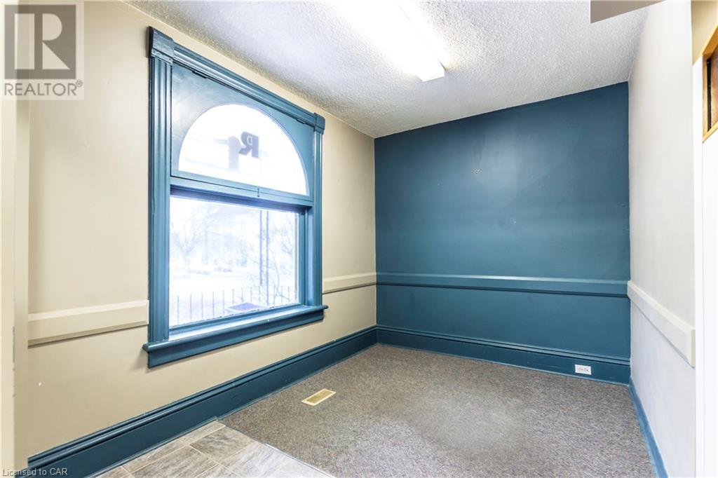 Listing 40355430 - Large Photo # 8