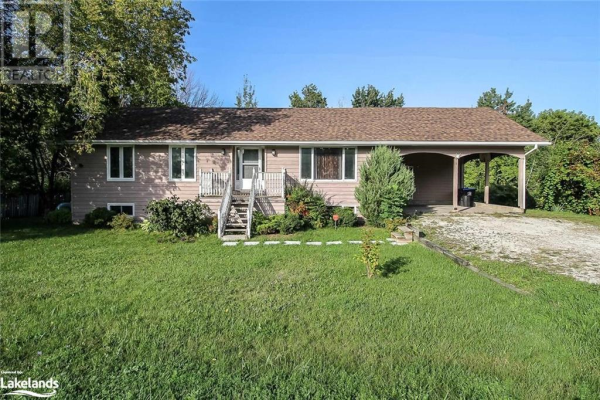 9558 BEACHWOOD Road, Collingwood