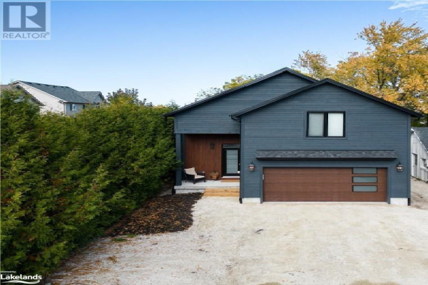 701 SIXTH Street, Collingwood