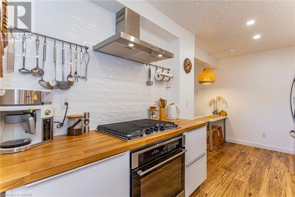 Listing 40355695 - Large Photo # 11