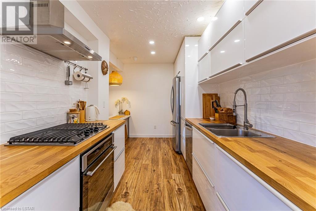 Listing 40355695 - Large Photo # 1